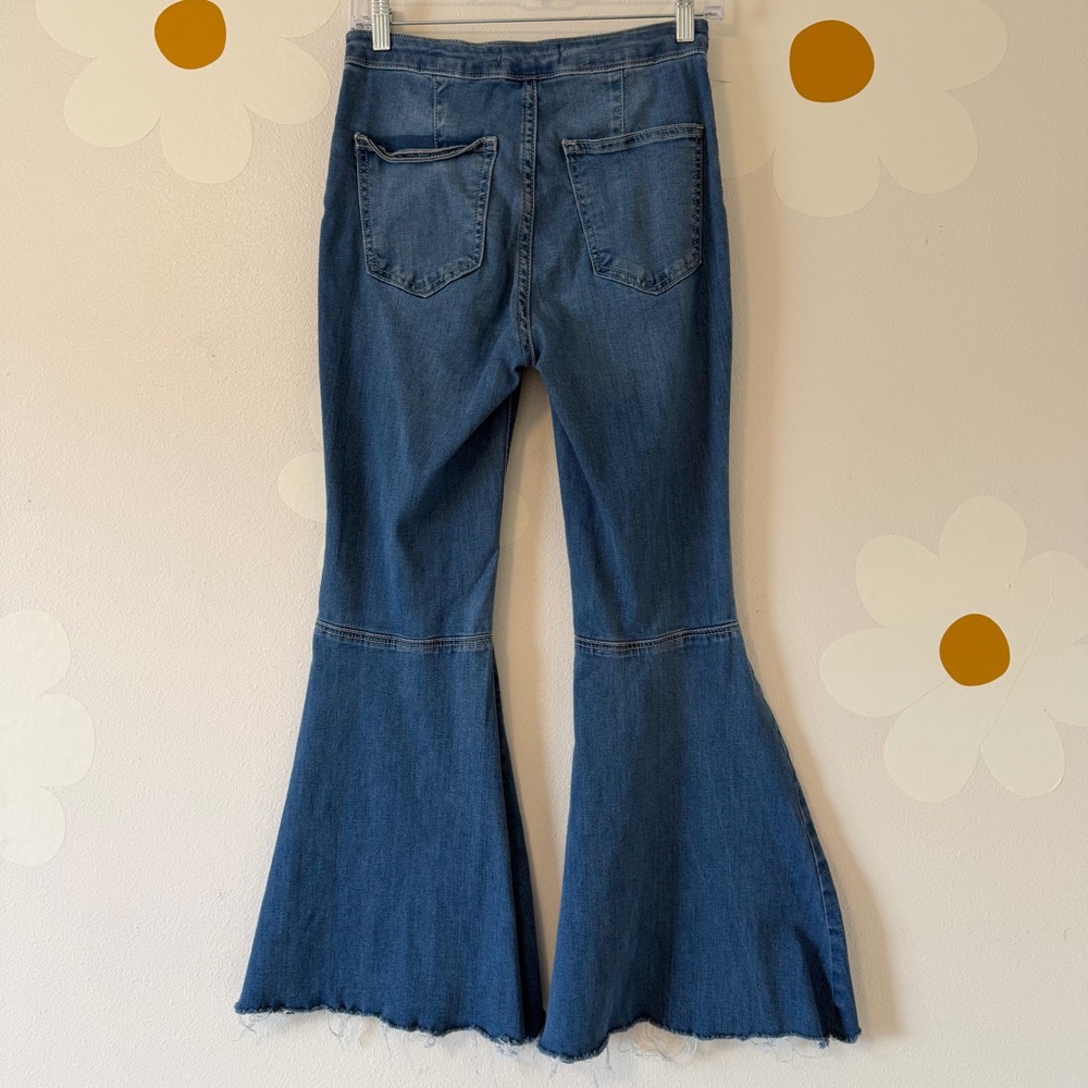 We The Free Just Float On Flare Jeans Raw Hems Medium Wash - Picture 8 of 16